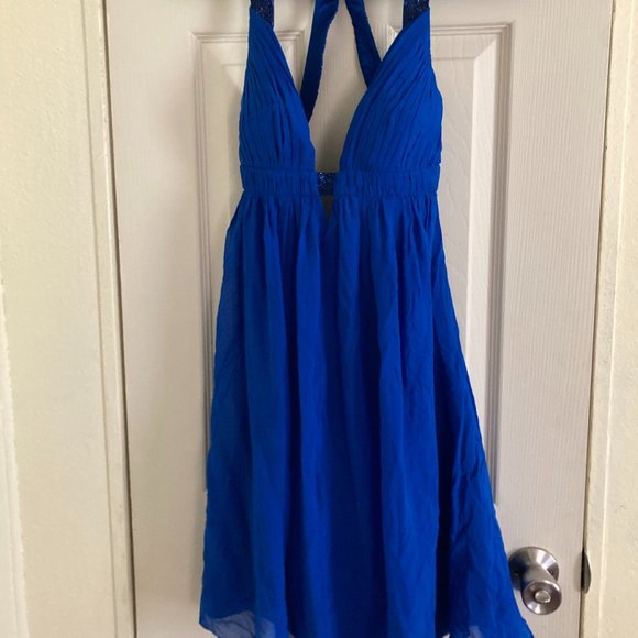 Blue Cache Short Formal Dress - Picture 2 of 4